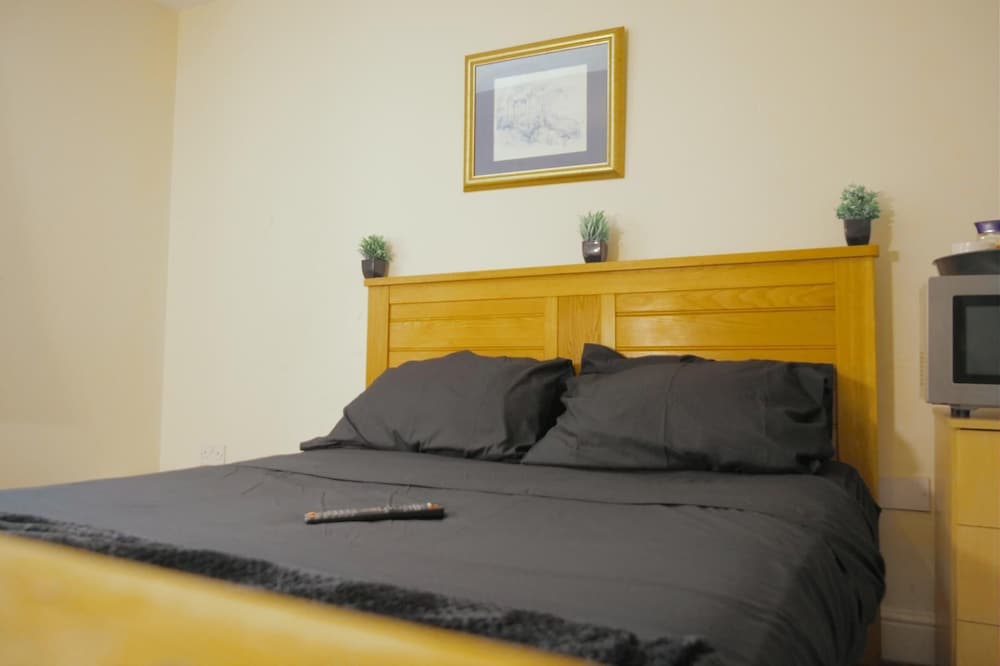 Cosy Modern 1 Bed Studio — Royal Leamington Spa