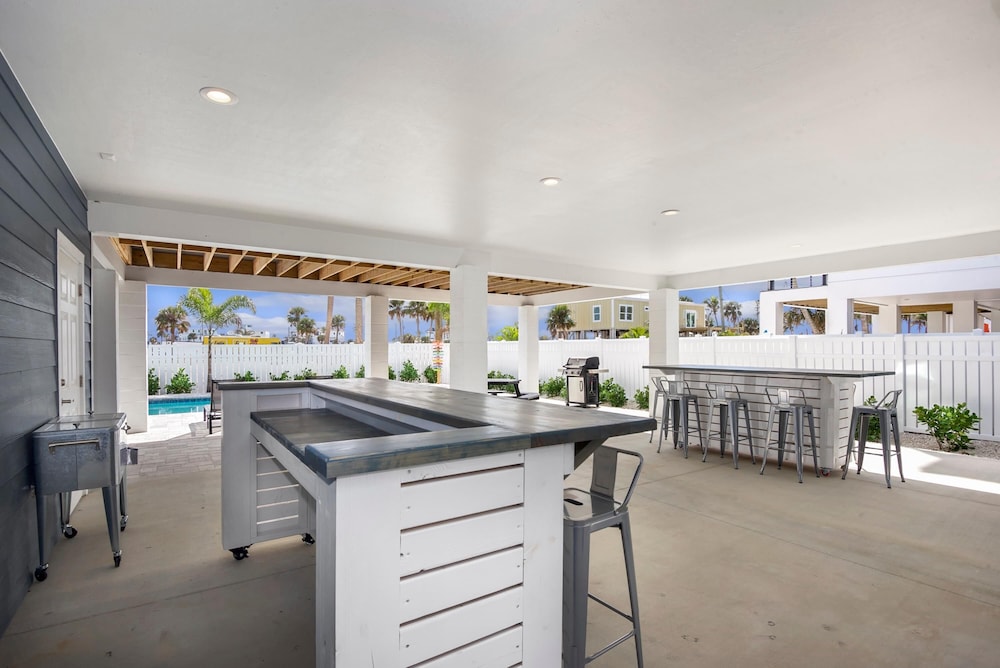 Holiday Everyday by Sun Palace Vacations in Fort Myers Beach, United States