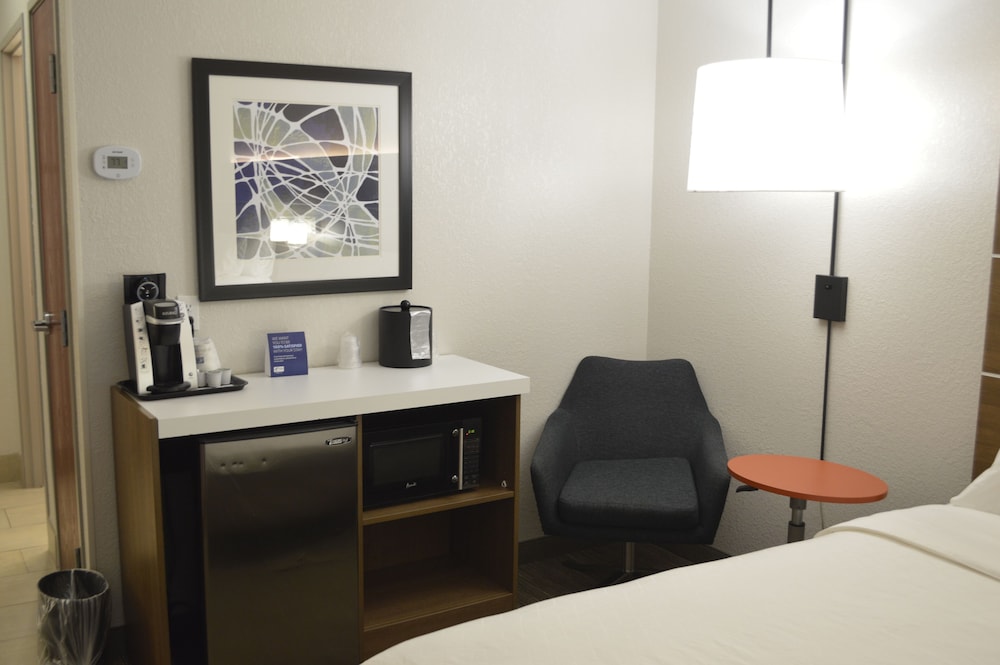 Holiday Inn Express & Suites Franklin KY by IHG - photo 25