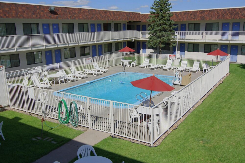 Motel 6 Rapid City SD - photo 11