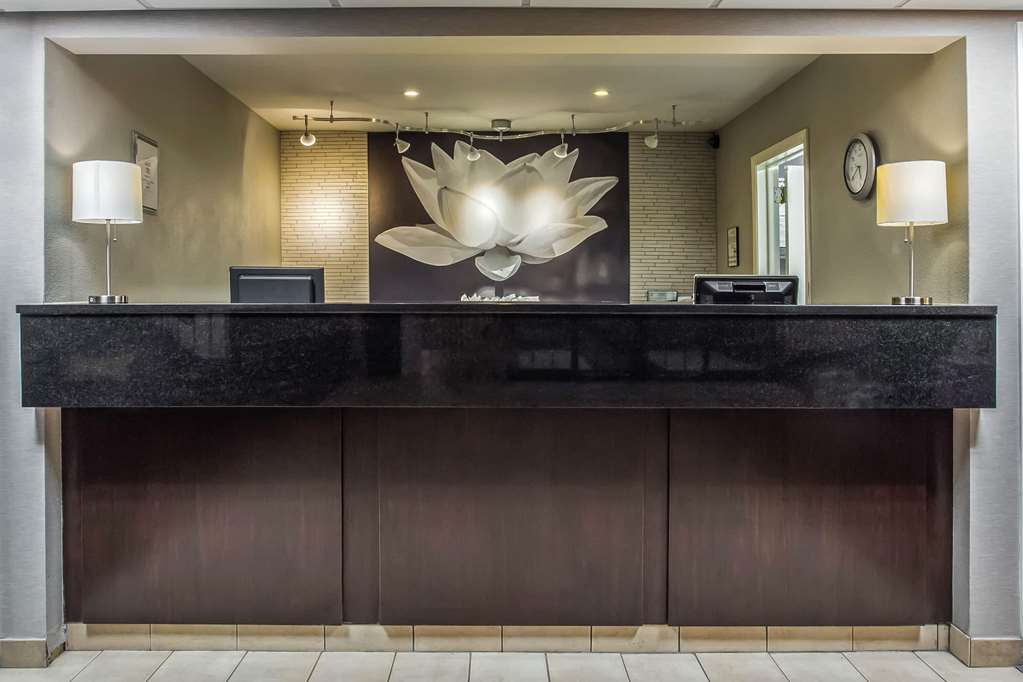 La Quinta Inn by Wyndham Oshkosh - photo 9