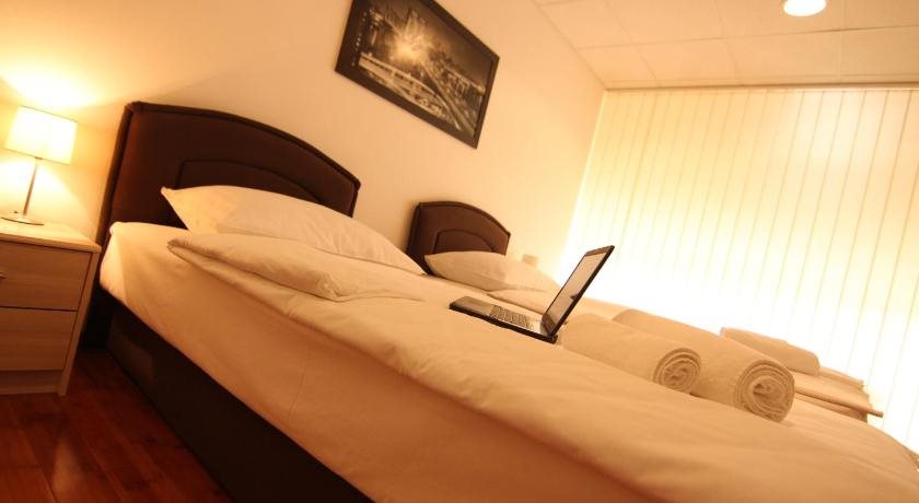 Rooms Xxl in Zagreb, Croatia