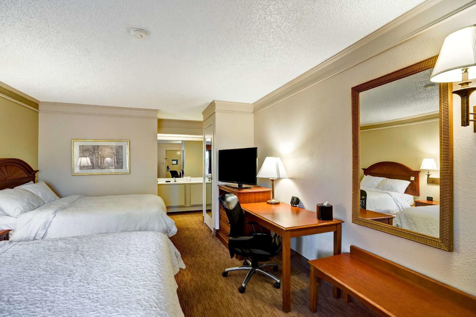 Quality Inn Hamilton Place - photo 14