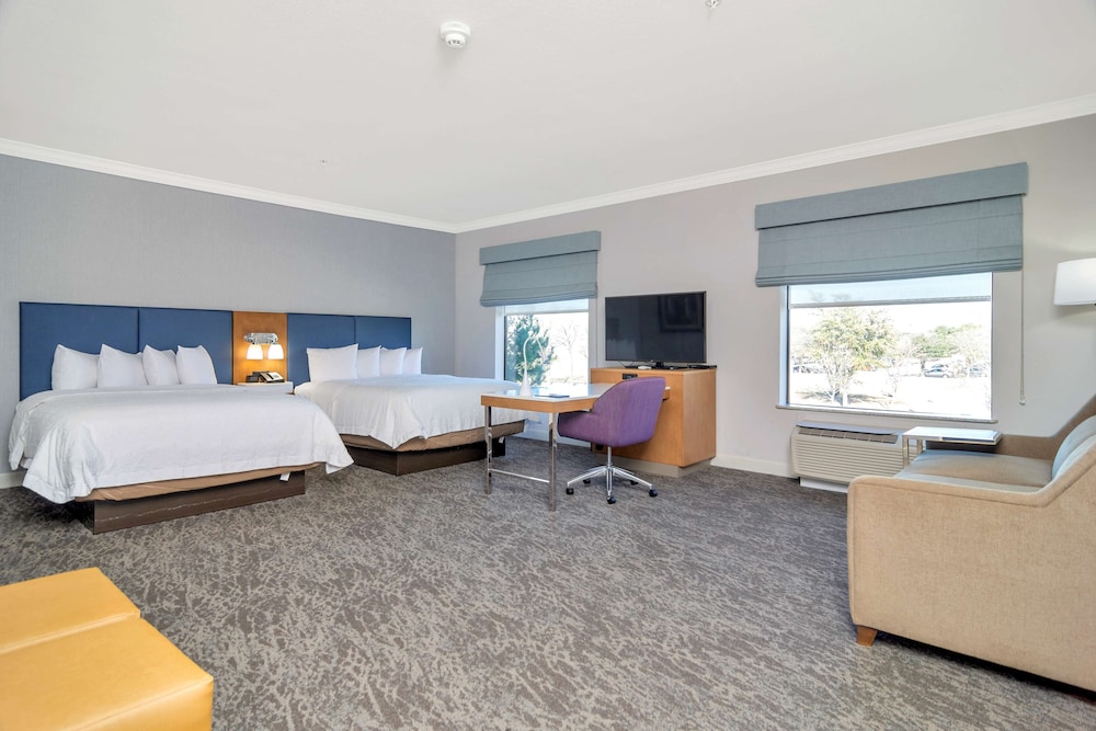 Hampton Inn & Suites Fort Worth Fossil Creek - photo 12