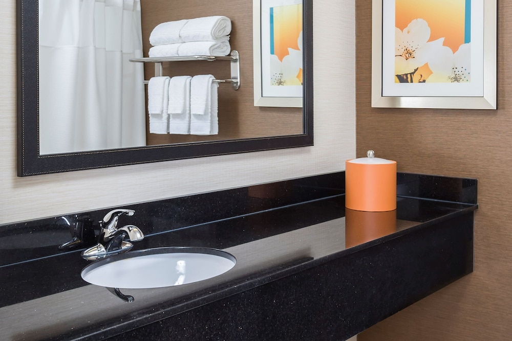Fairfield Inn & Suites by Marriott Springfield - photo 15