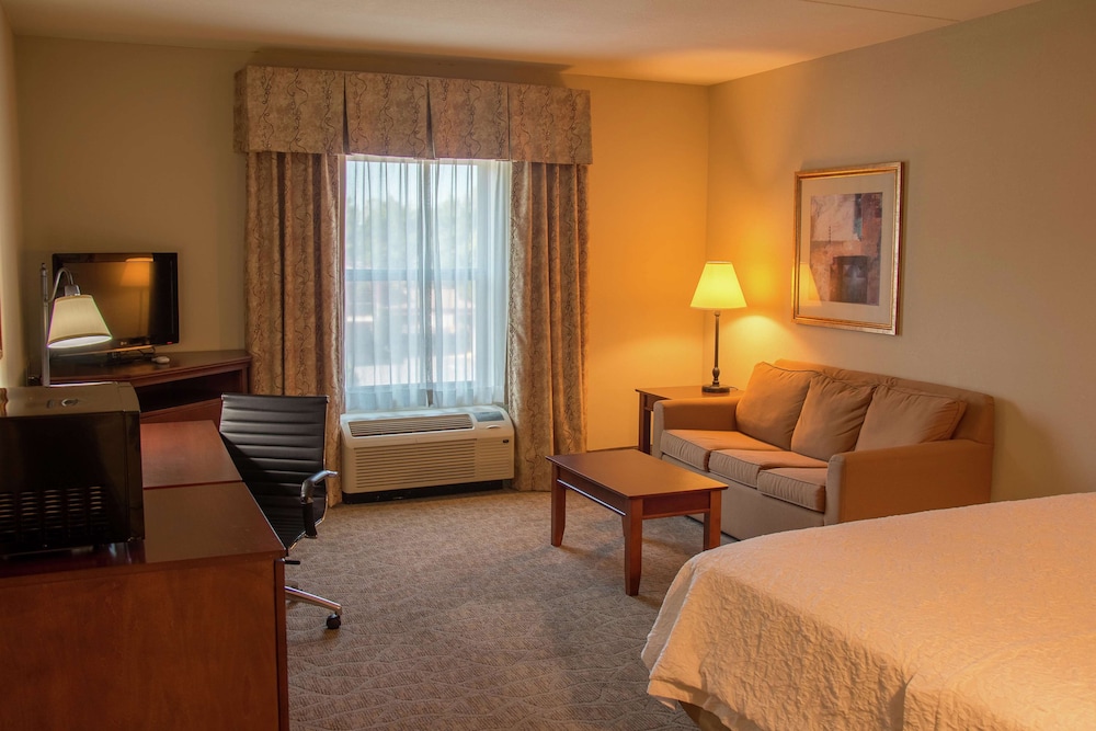 Hampton Inn Murphy - photo 18