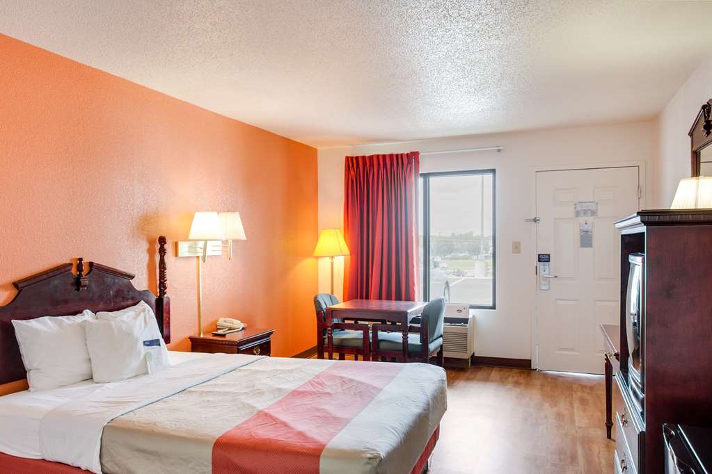 Motel 6 White House TN - photo 15