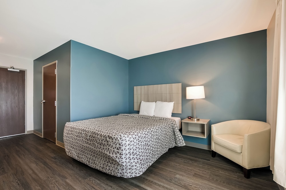 WoodSpring Suites Morrisville Raleigh Durham Airport - photo 18