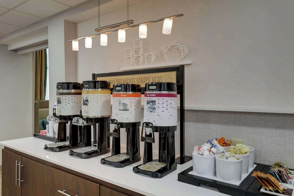 Hampton Inn & Suites St. Louis Edwardsville - photo 55