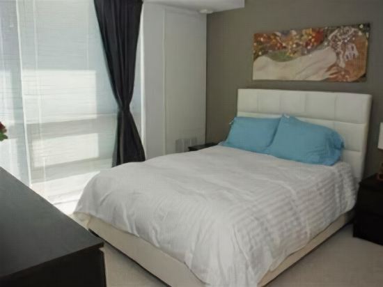 Luxy Suites Harborside - photo 4