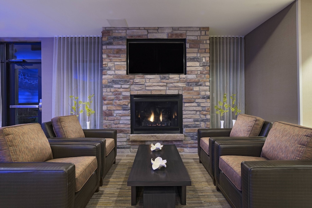 Fairfield Inn & Suites by Marriott Colorado Springs East Ballpark - photo 3