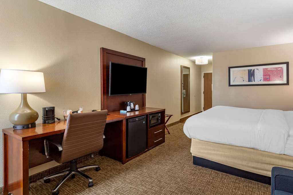 Comfort Inn Laurinburg NC - photo 13
