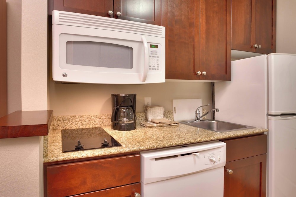 Towneplace Suites Marriott Meridian - photo 9