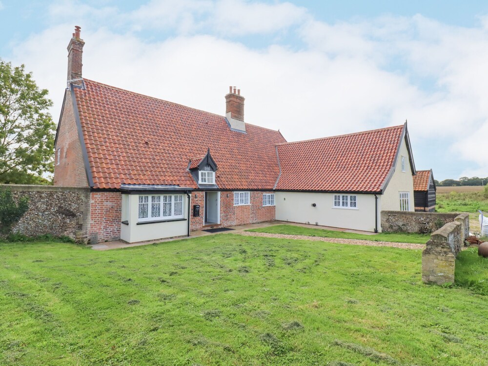 West House Farm — 4-Star Luxury Hotel in Leiston, United Kingdom
