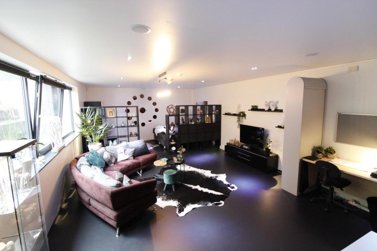 Wk12 Studio — 4-Star Luxury Hotel in Cuijk, Netherlands