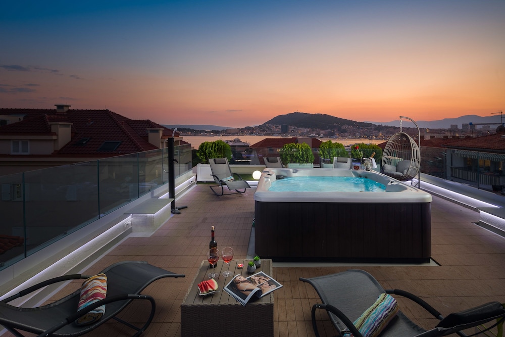 Villa Muller Apartments — 4-Star Luxury Hotel in Split, Croatia