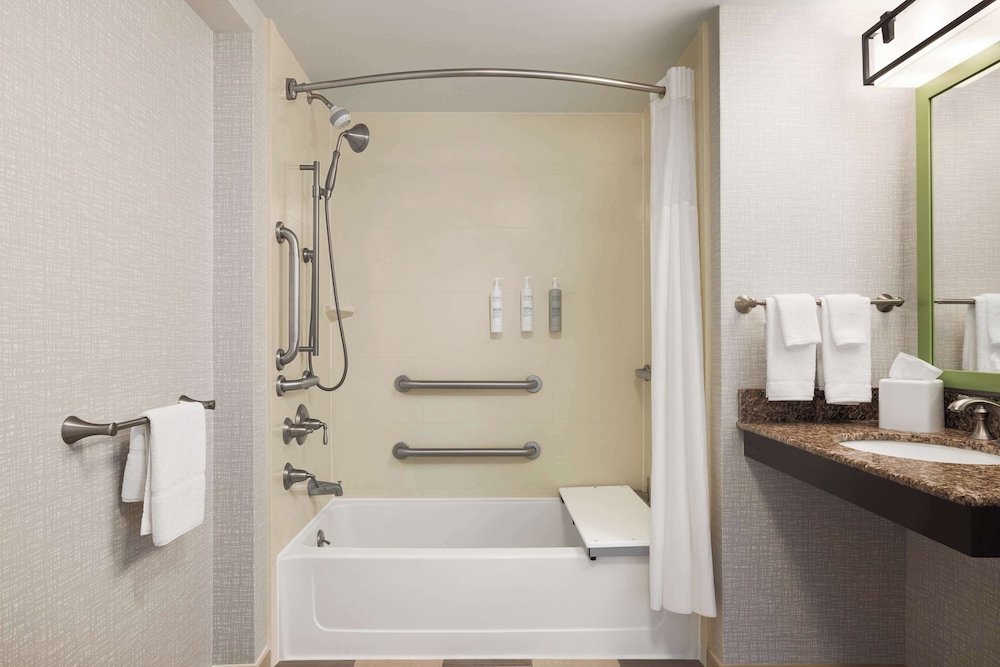 Hampton Inn by Hilton Shelton - photo 18