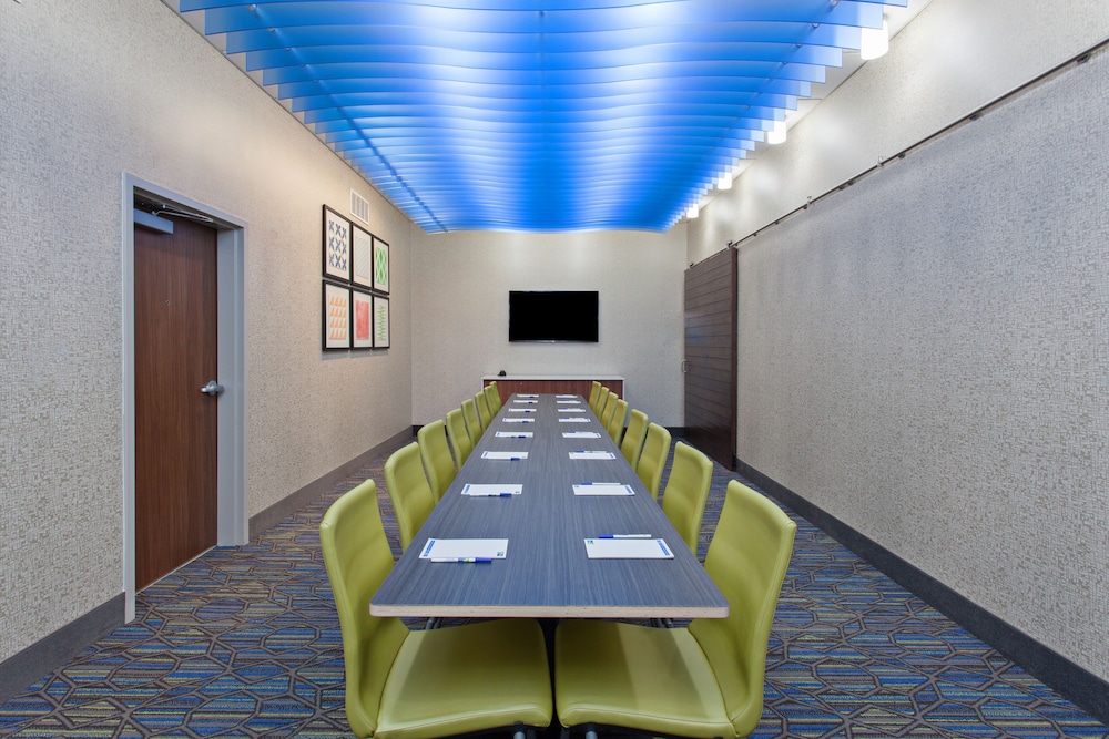Holiday Inn Express & Suites Brigham City North Utah by IHG - photo 49