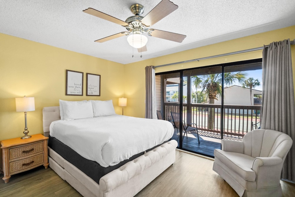 Portside Resort Pet Friendly Rentals by Panhandle Getaways - photo 12
