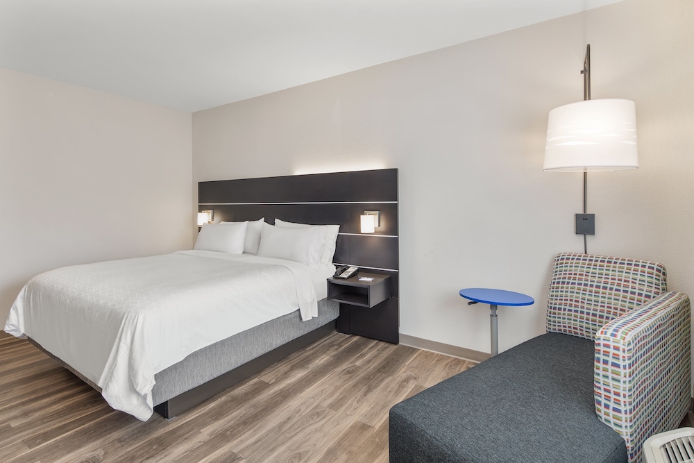 Holiday Inn Express & Suites Hardeeville Hilton Head by IHG - photo 22