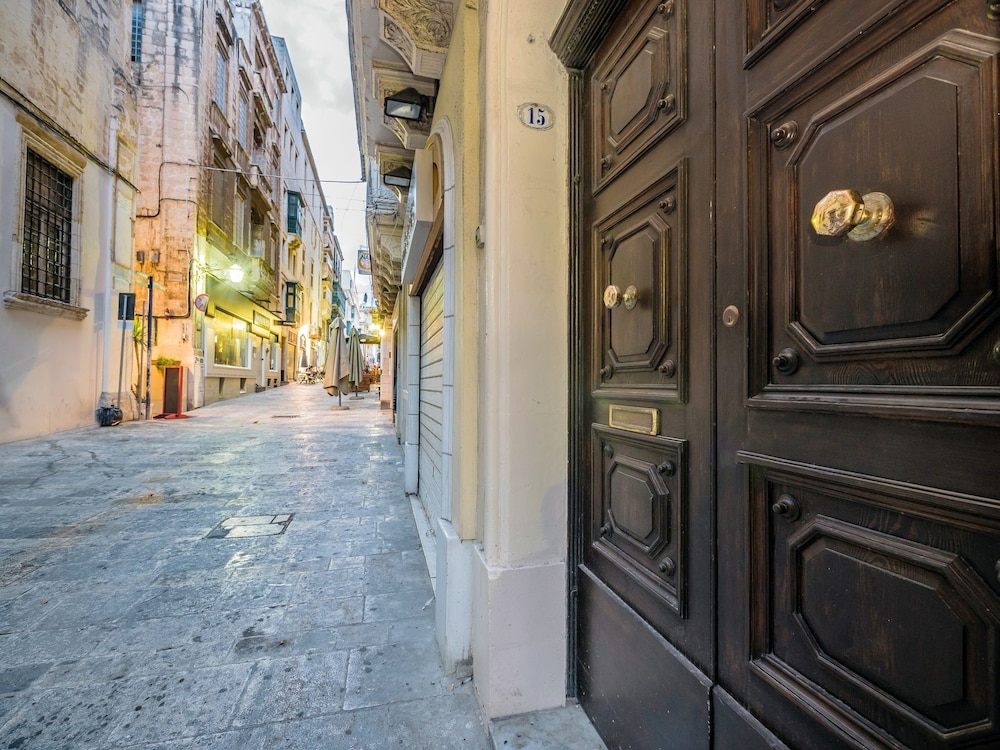 Valletta City Gate Apartment — 4-Star Luxury Hotel in Valletta, Malta