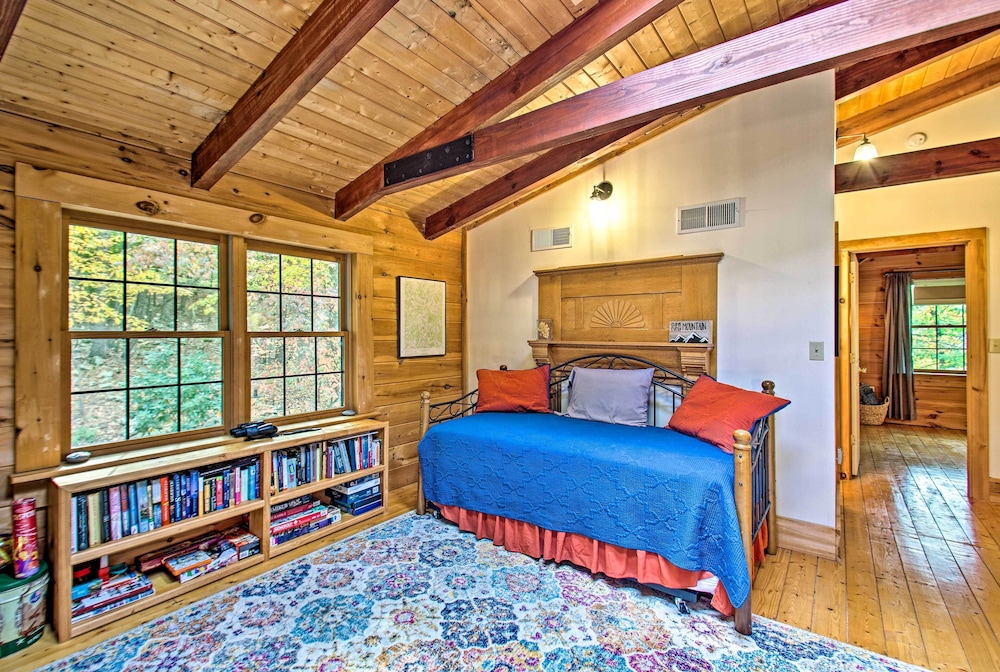 Massanutten Resort Log Cabin w Mountain Views - photo 21