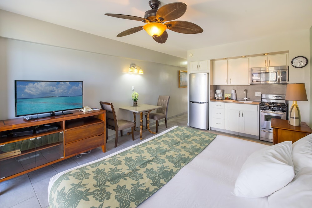 Waikiki Shore By Outrigger - photo 46