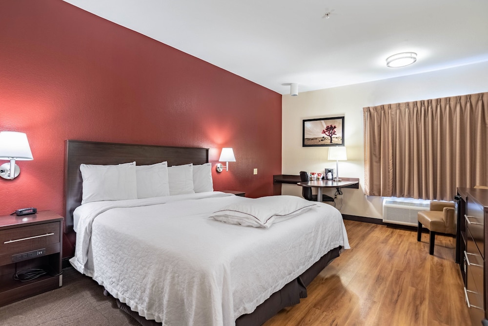 Red Roof Inn PLUS Austin South - photo 17
