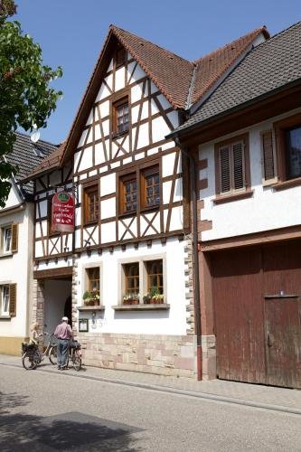Kleines Landhaus Wendel — 4-Star Luxury Hotel in Bad Bergzabern, Germany