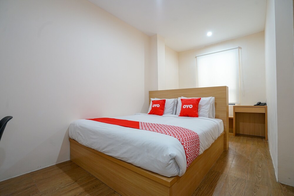 OYO 1574 U xpress Hotel in Palembang, Indonesia
