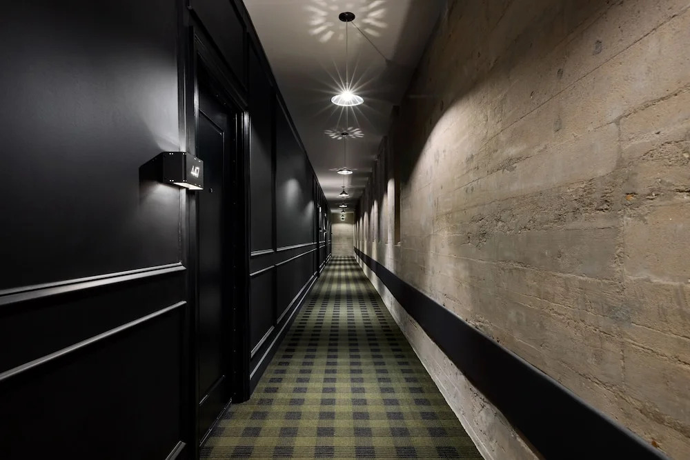 Switch House Hotel - photo 11
