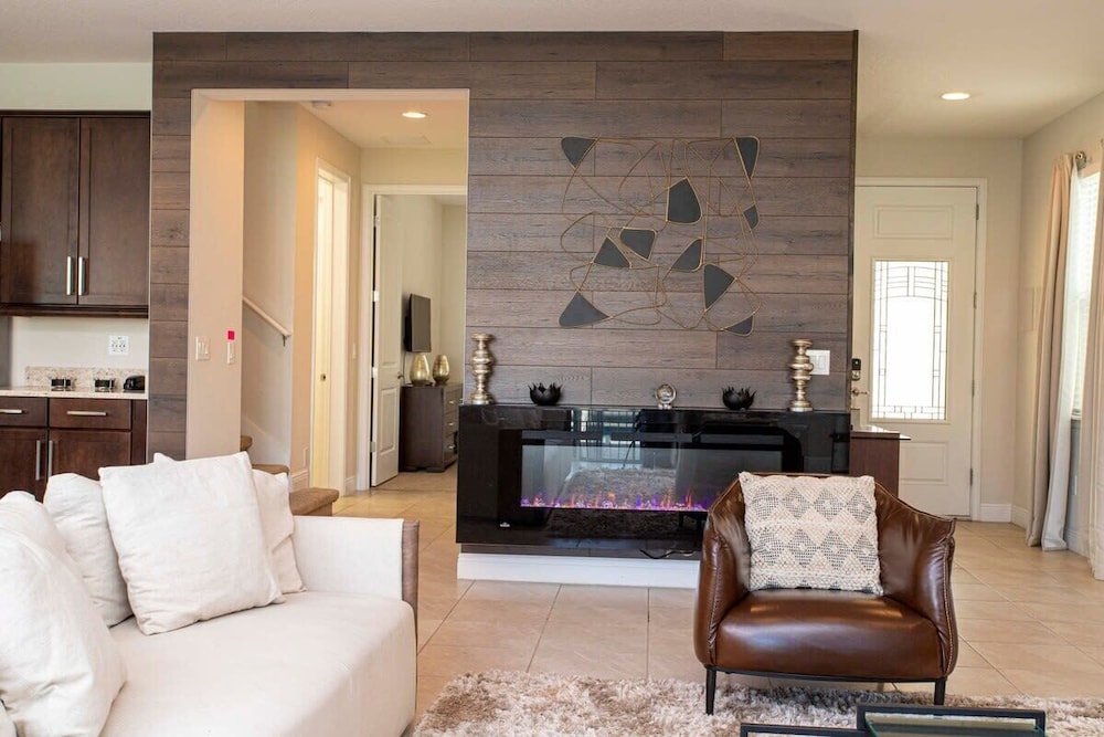 Luxurious 5Bd Single Family w Pool&Jacuzzi @Encore Resort 7432 - photo 23