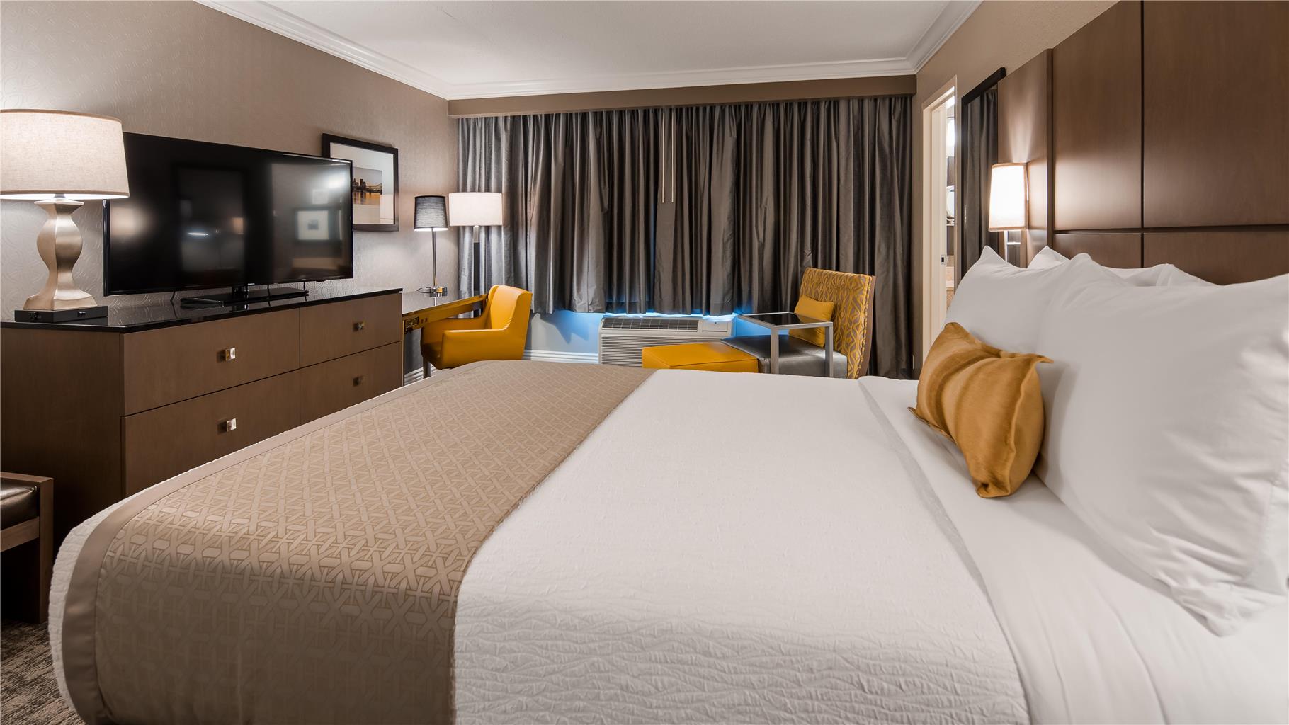 Cottonwood Airport & Expo Hotel Louisville - photo 10