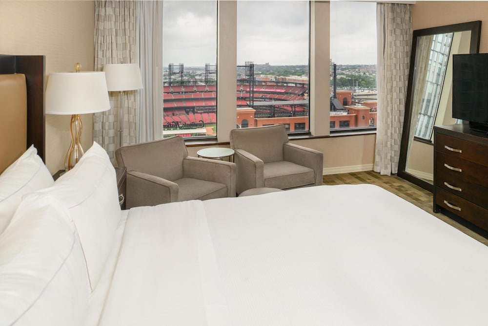 Hilton St. Louis at the Ballpark - photo 41
