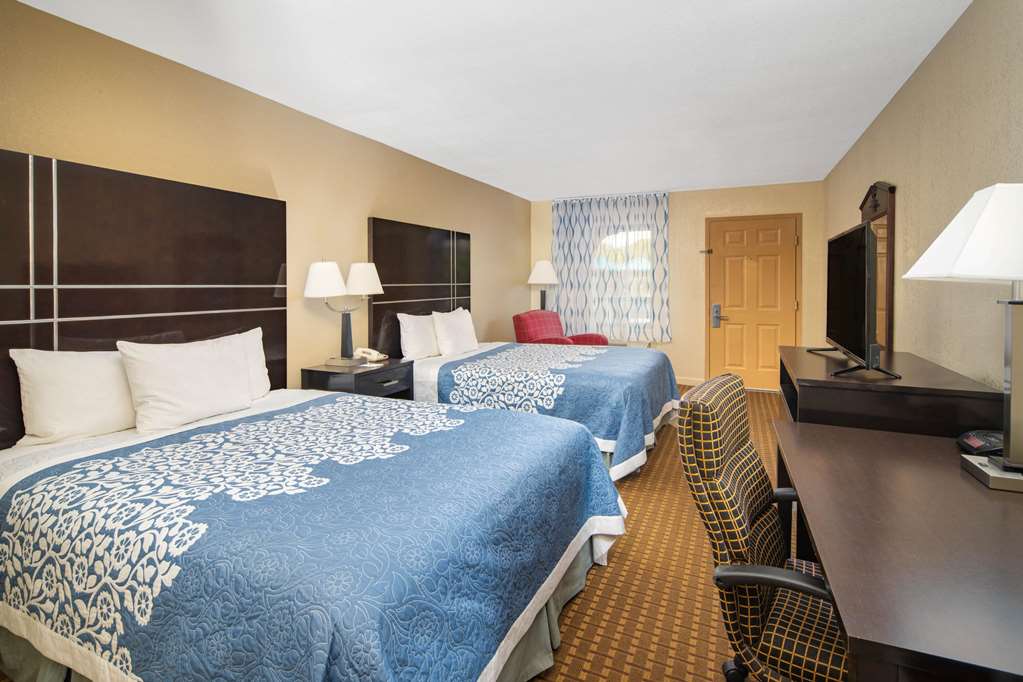 Days Inn by Wyndham Thomaston - photo 10