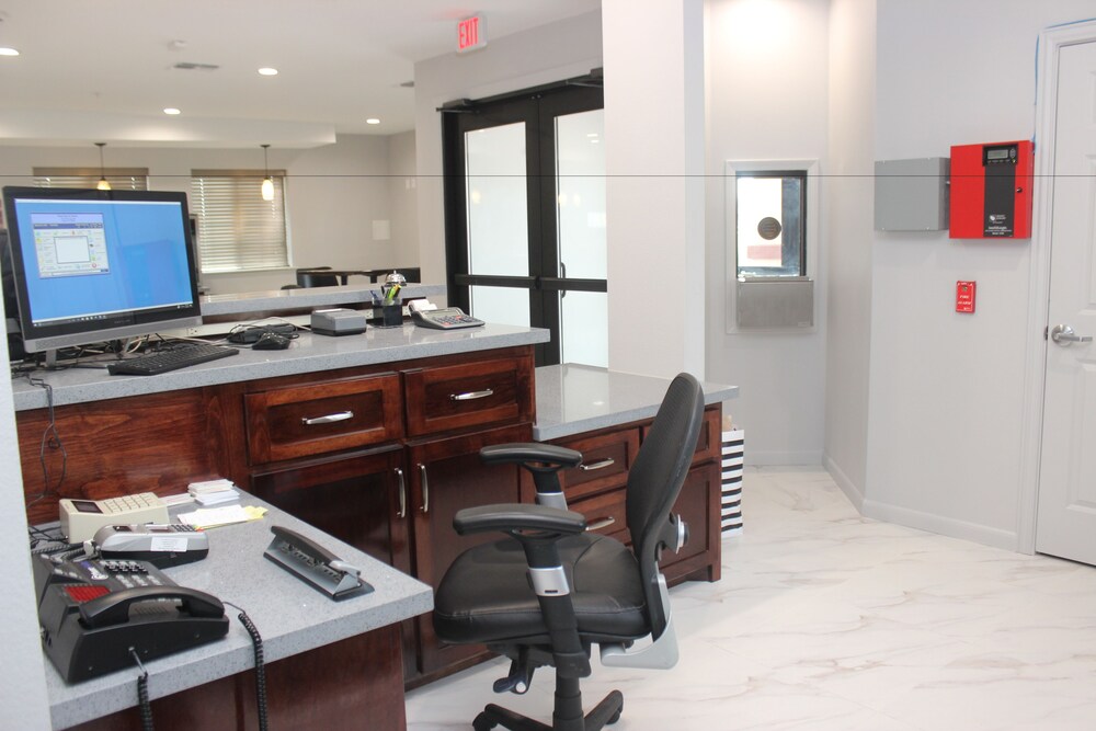 Paris Inn & Suites - photo 6