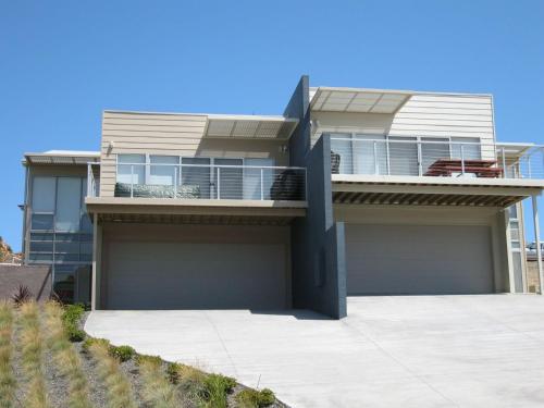 Quiet Getaway Only Minutes to Beach in Encounter Bay, Australia