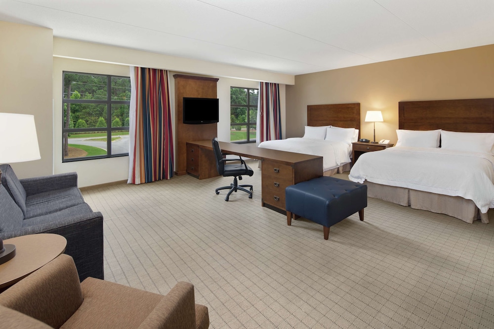 Hampton Inn by Hilton Columbus South Fort Benning - photo 12