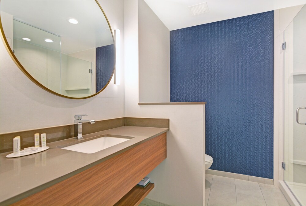 Fairfield Inn & Suites by Marriott Houston NASA We - photo 10