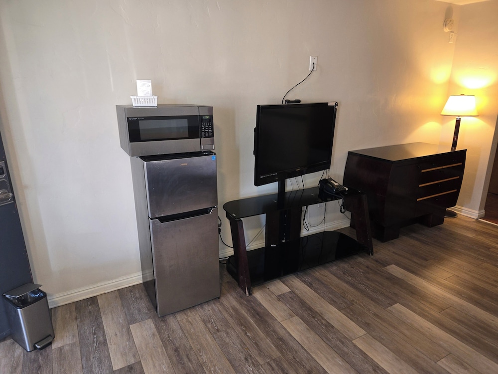 Sage Motel - photo 22