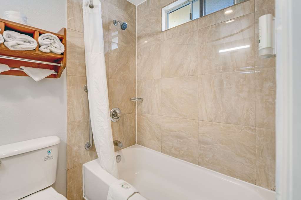 Quality Inn Santa Cruz - photo 35