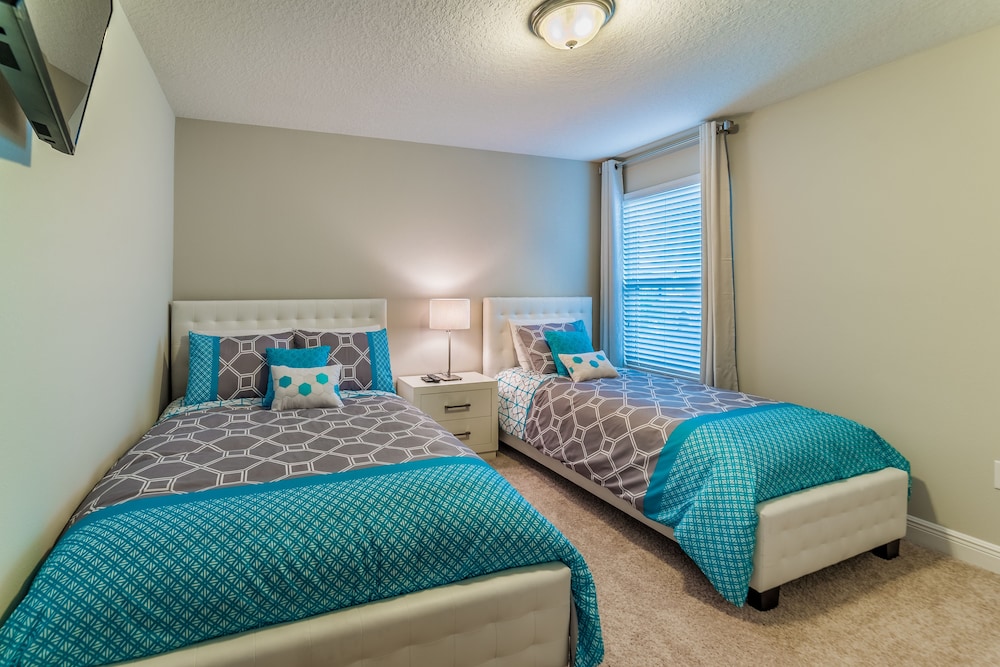 Solterra Resort By Global Resort Homes - photo 4