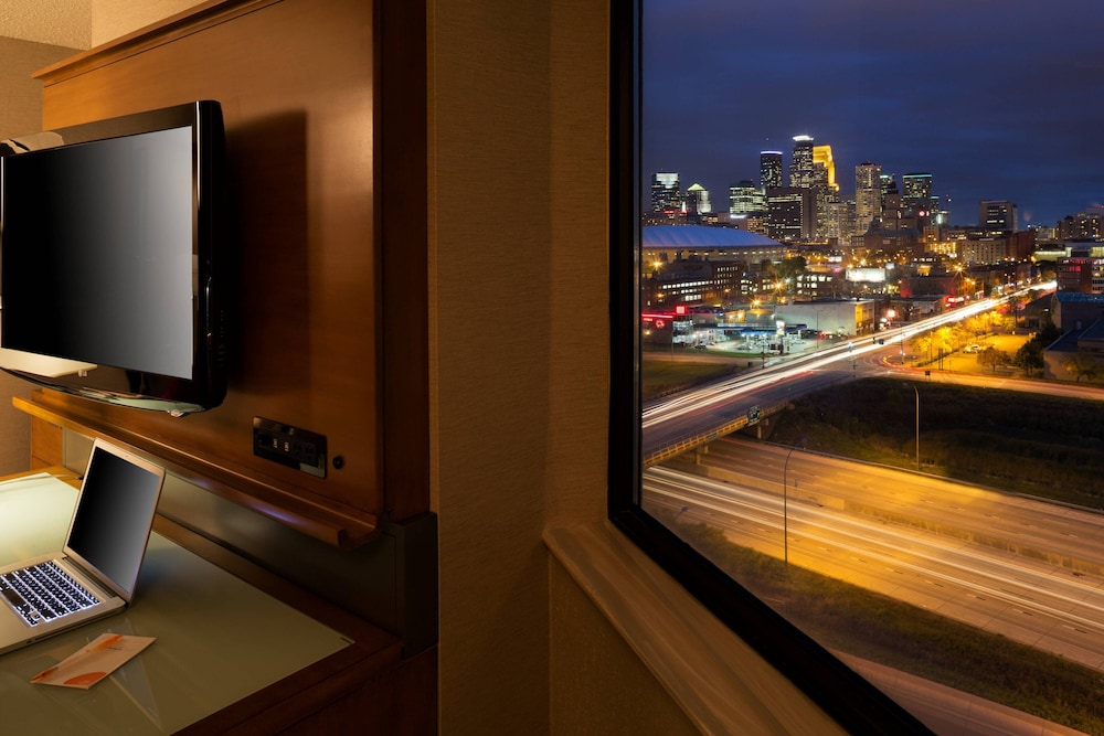 Courtyard by Marriott Minneapolis Downtown - photo 14