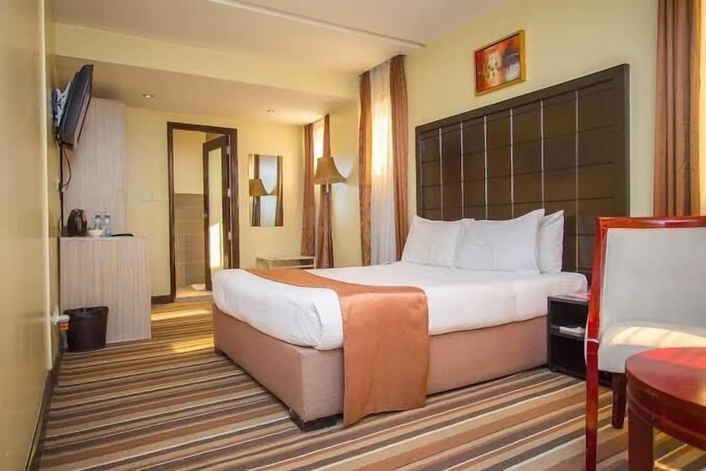 Seeworld Adventures Car Hire - last minute hotel in Nairobi