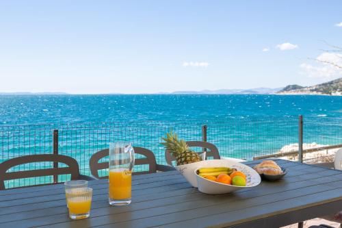 Blue Lagoon Beach Apartments — 4-Star Luxury Hotel in Dugi Rat, Croatia