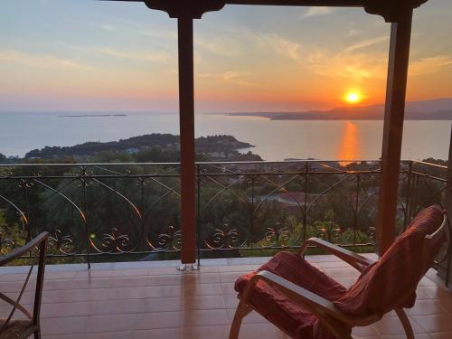 Amazing Sea View Apartment — 4-Star Luxury Hotel in Argostolion, Greece