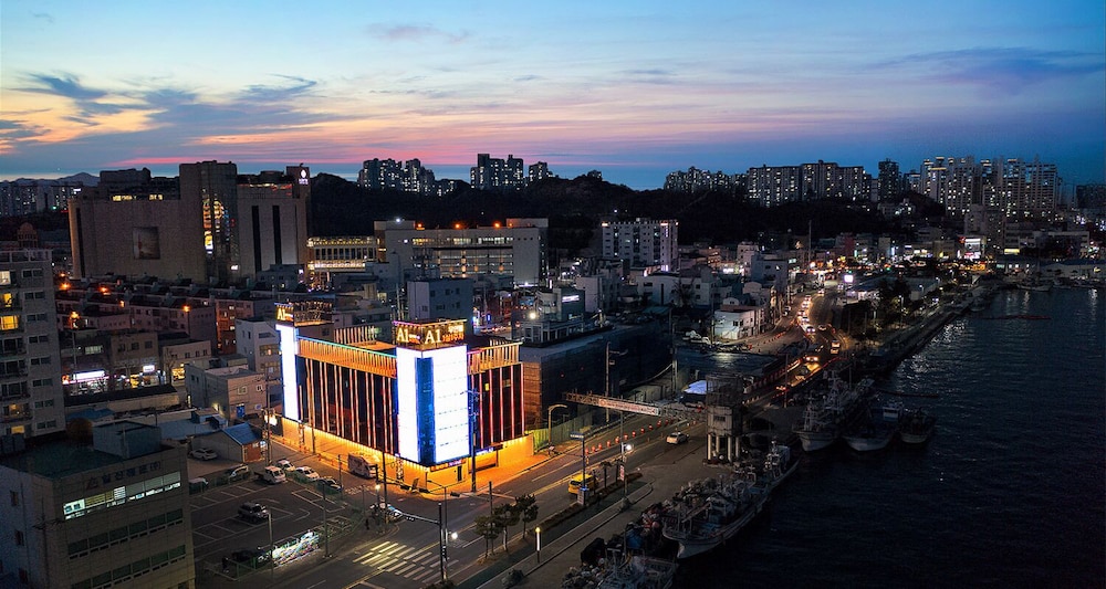 Pohang A1 Hotel Yeongildae Branch in Pohang, South Korea