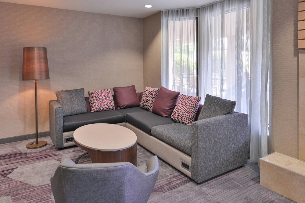 Courtyard by Marriott Columbia Northeast Fort Jackson Area - photo 4