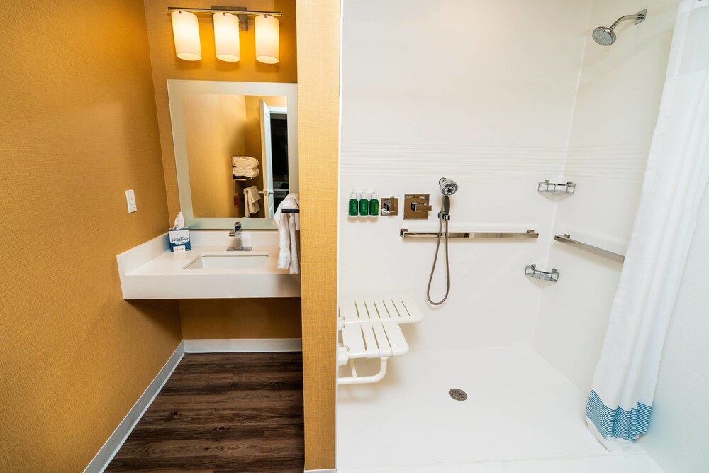TownePlace Suites By Marriott Las Vegas Stadium District - photo 23