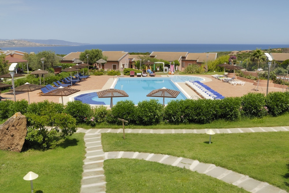 Cala Rosa Club Hotel — Stintino